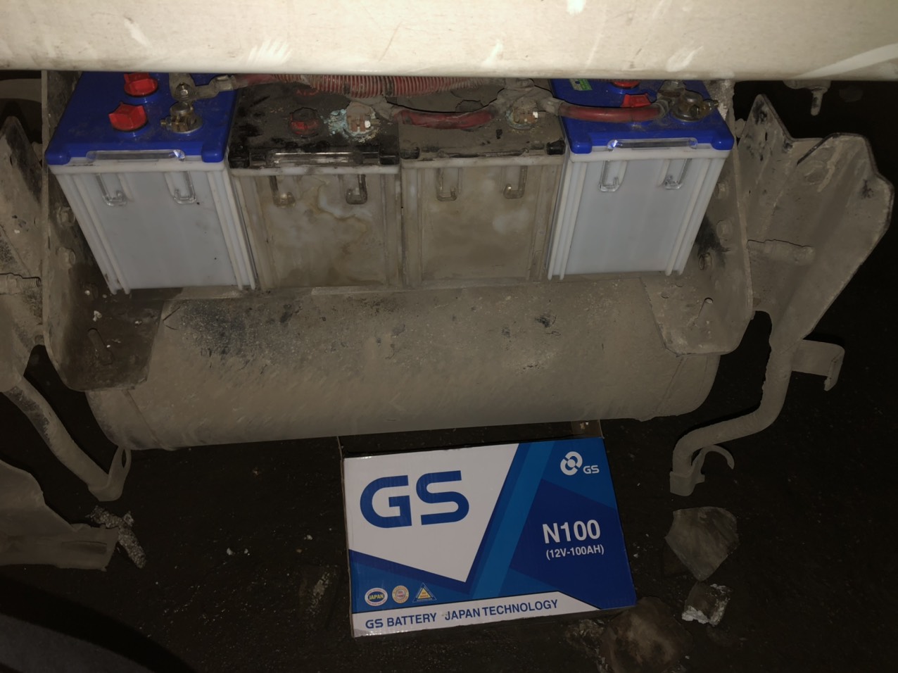 Mua bán ắc quy tại càu Lạc Quần Nam Định